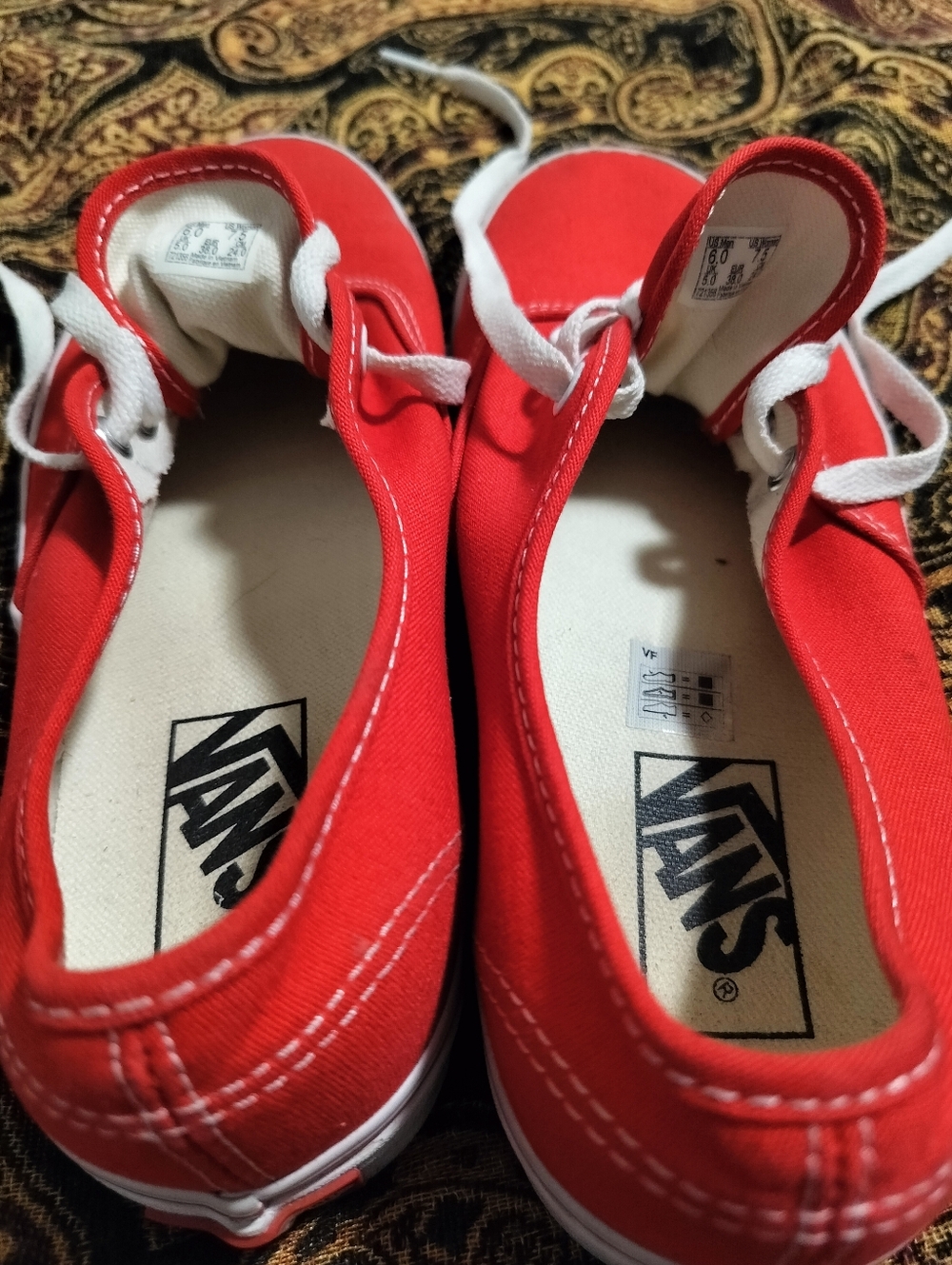Vans Women's 7.5 Red Low-Top Canvas Sneakers - Picture 3 of 7